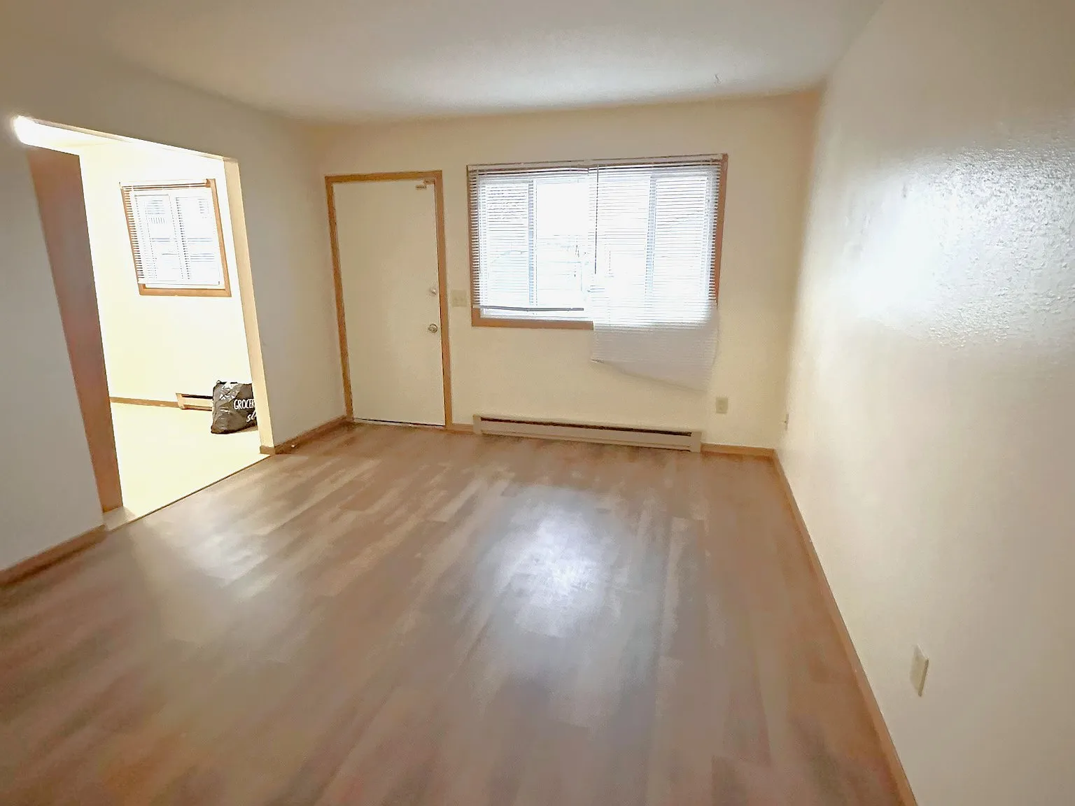 2 bed, 750 sqft, $1,025 — Photo 3