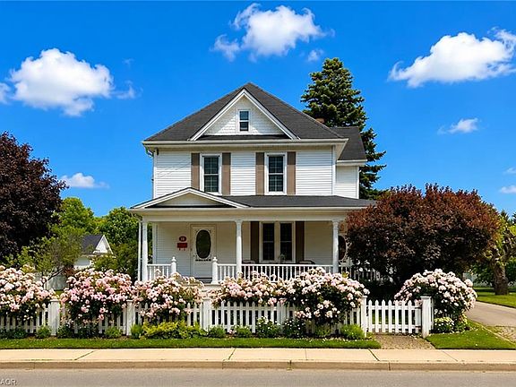 3rd image of 26 Maple Ave #24