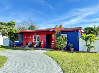 610 SW 76th Ter, North Lauderdale, FL 33068