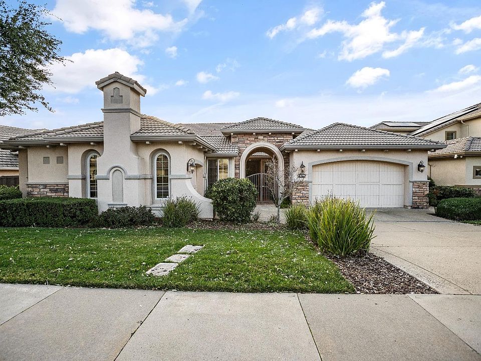 1st image of 1100 Terracina Dr