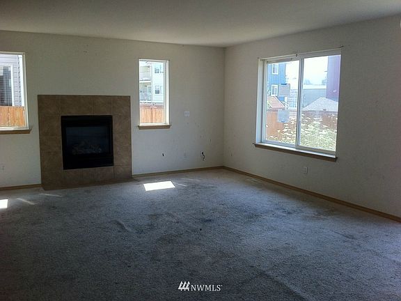 3rd image of 19706 104th Avenue Ct E