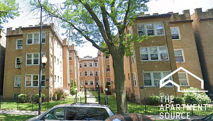 2nd image of 5059 N Damen Ave APT 3E