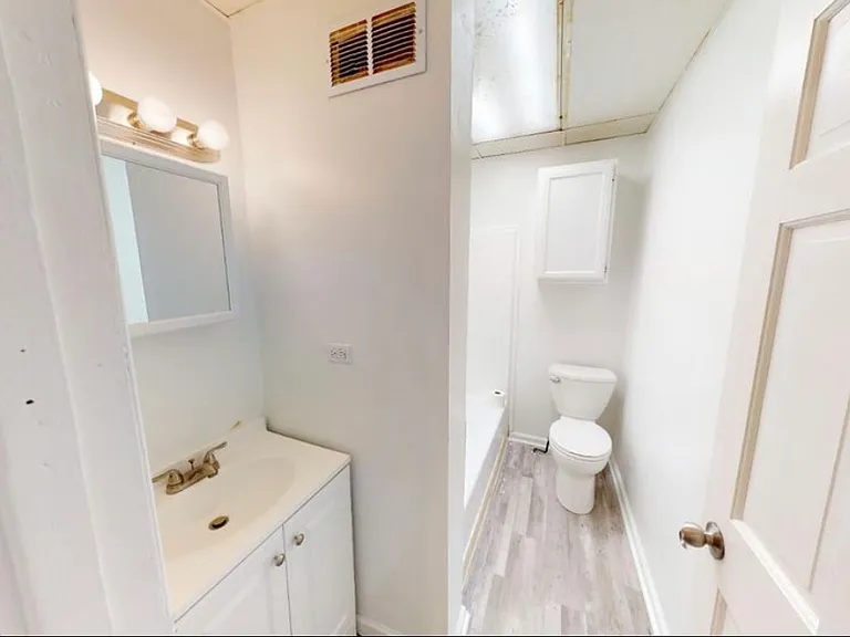 1627 Dewey Ave — Photo 21
