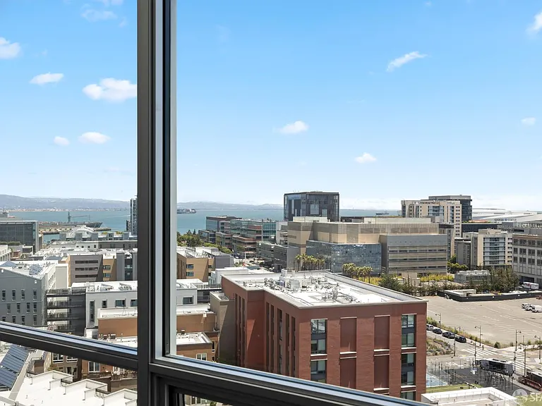 718 Long Bridge St #1400 — Photo 7