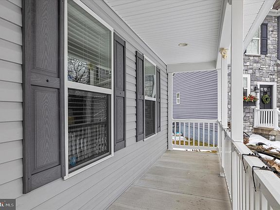 3rd image of 3009 Noahs Way