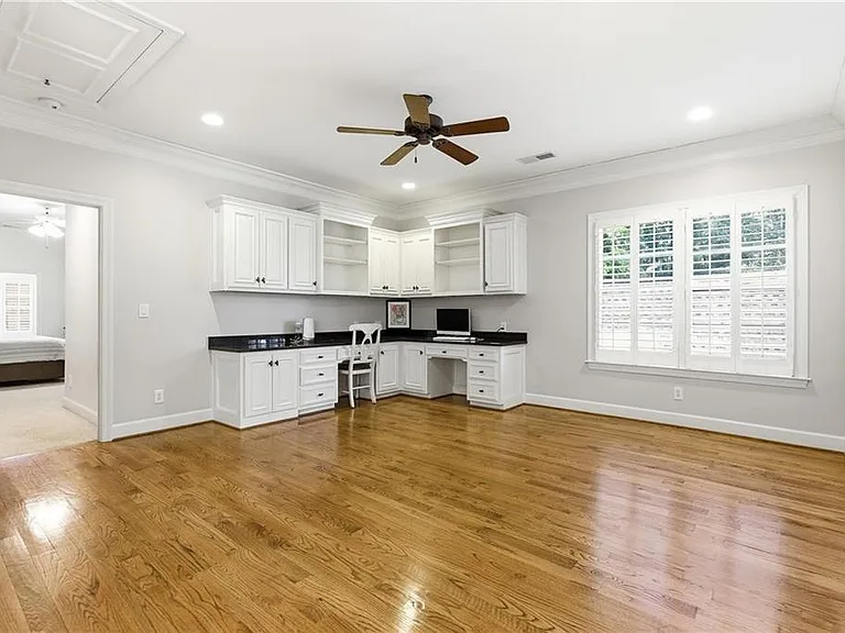 6335 Howell Cobb Ct — Photo 22