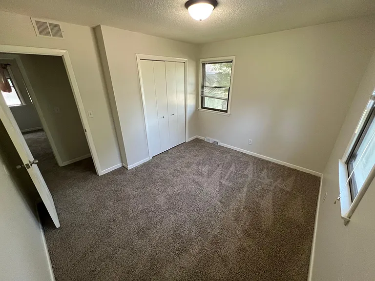 6533 Outer Lincoln Ave — Photo 13