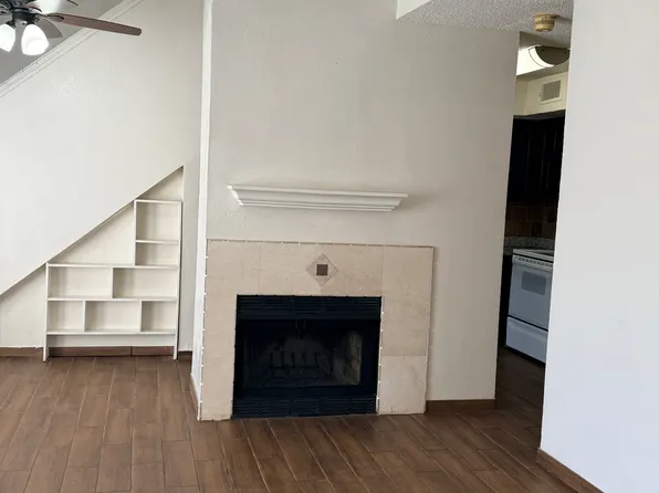 2300 Bamboo Dr, Arlington, TX