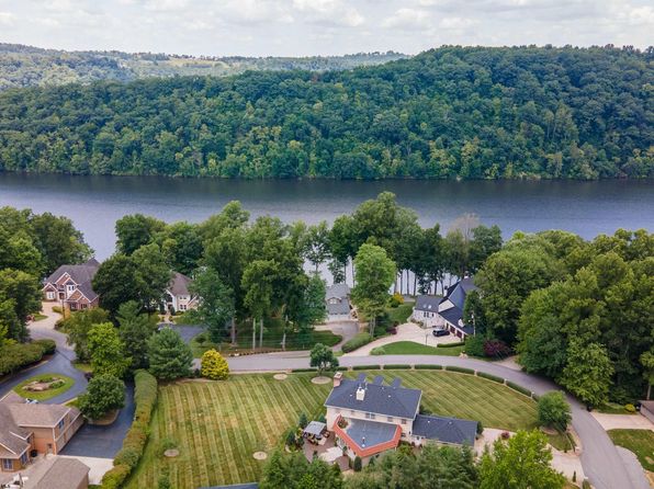 2312 Lakeside Ests, Morgantown, WV 26508