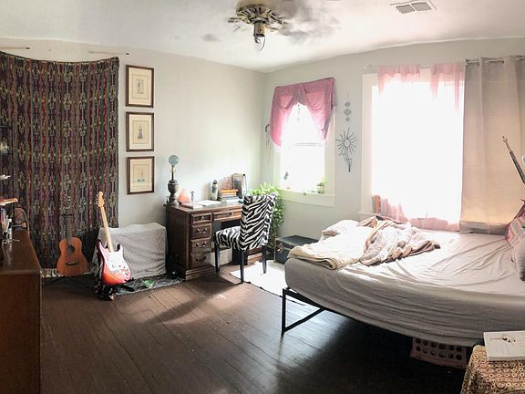 2nd image of 2105 Central Ave #6