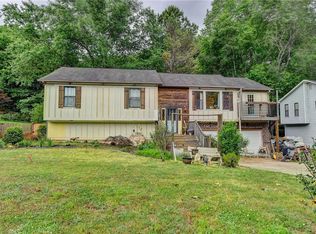 2413 Broward Dr NE, Marietta, GA 30066