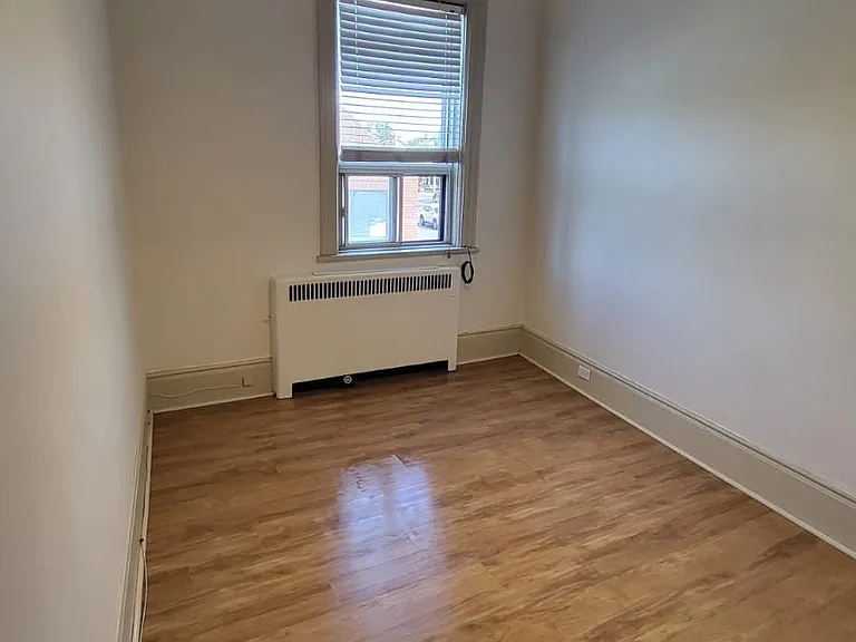 7 Thomas St #2 — Photo 2