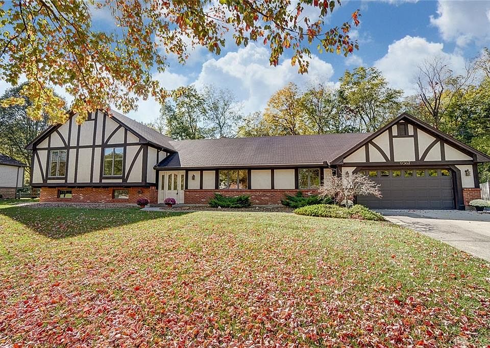 1st image of 9567 Meadow Woods Ln