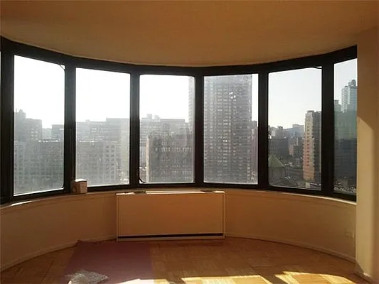 Sold by RELO REDAC INC. | media 19