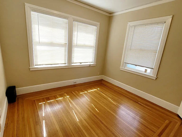 400 Maud Ave — Photo 14