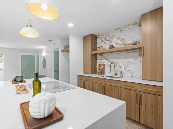 3933 Providence Dr, Garland, TX 75043