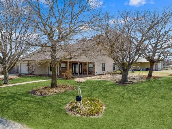 5896 Fm 896, Trenton, TX 75490