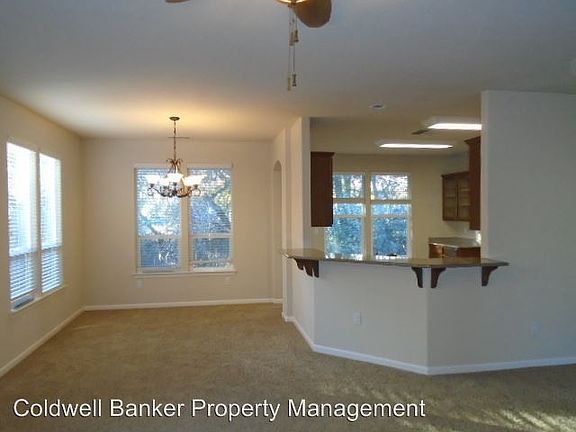 2nd image of 4848 Lofty Oak Dr