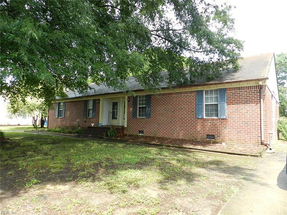 1st image of 312 Christa Dr #B