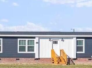 227 McLeod Rd, Rowland, NC 28383