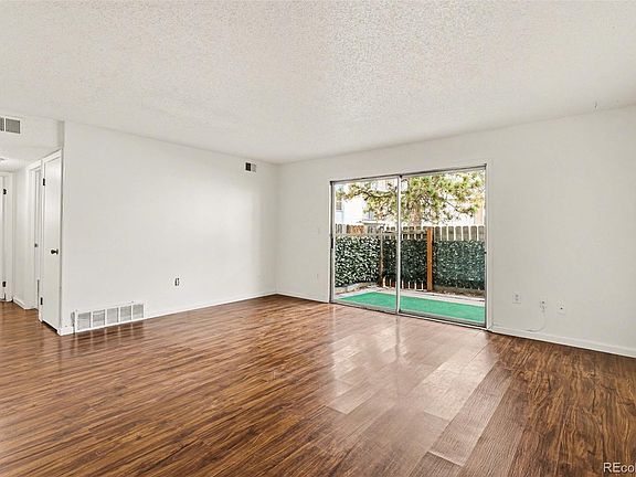 4th image of 12162 Melody Drive Bldg 5 #104