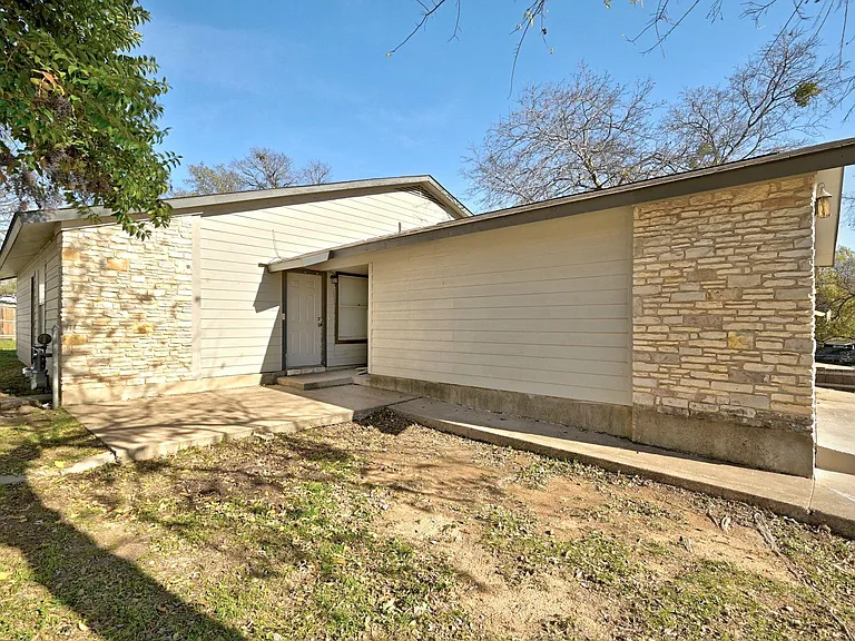2204 Donahue Ln #B — Photo 20