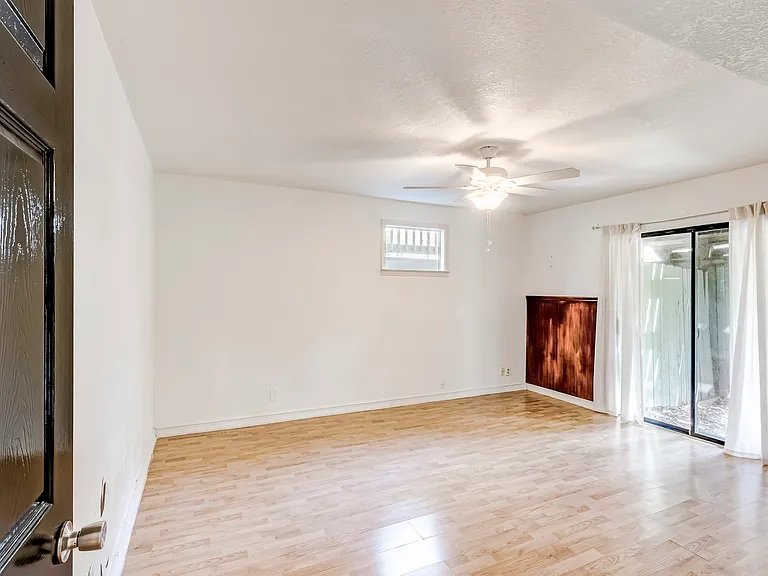 208 Westhaven Dr — Photo 30