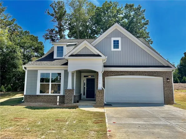2378 Robbins Perch West Ct, Kernersville, NC 27284