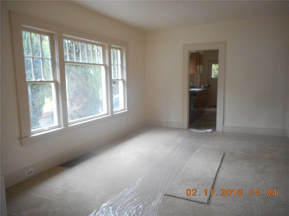 4th image of 2408 Snyder Ave
