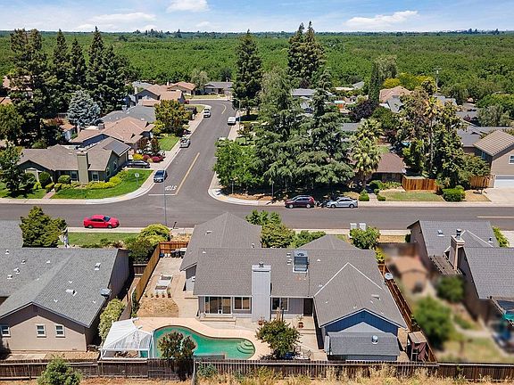 5th image of 19100 E Di Carlo Dr