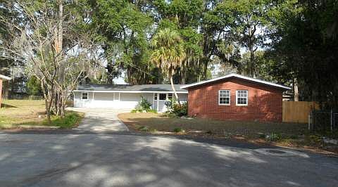 1st image of 407 SW Theresa Ct