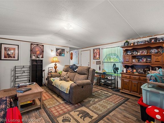 4th image of 22868 Picturerock Rd