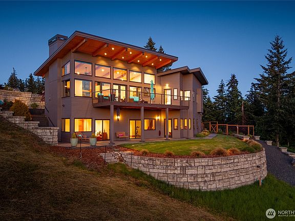 2nd image of 4320 Samish Crest Drive
