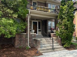 995 Nottingham Rd, Grosse Pointe Park, MI 48230