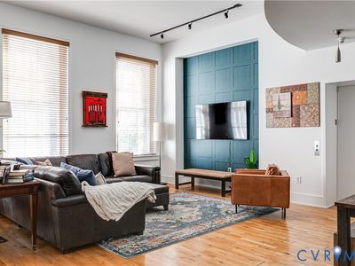 1205 E Main St APT 2W, Richmond, VA, 23219