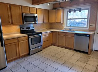 54 Westgate Rd, Plainfield, NH 03781