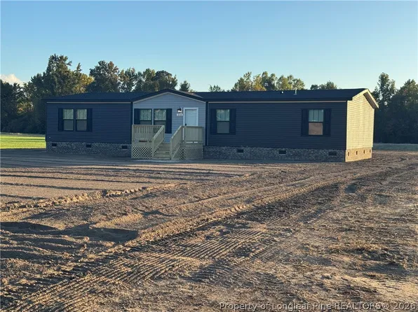 316 Howell Rd, Saint Pauls, NC 28384