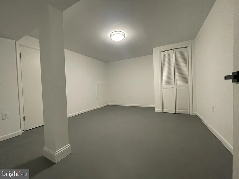 313 Windsor Ct — Photo 20