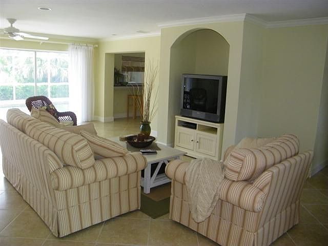 1st image of 1445 Bayshore Dr