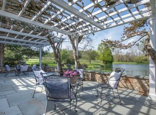 77 Homestead Rd, Tewksbury Twp., NJ 07830