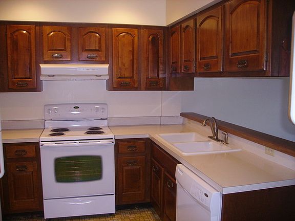 5th image of 65 Garden Dr