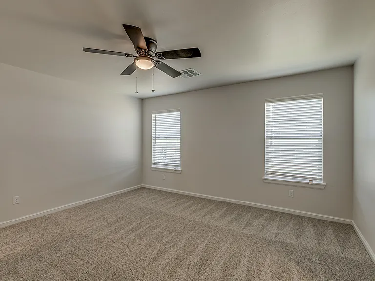 19602 Horseshoe Ave — Photo 24