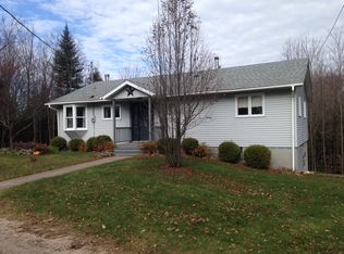 297 Lake Rd, Star Lake, NY 13690