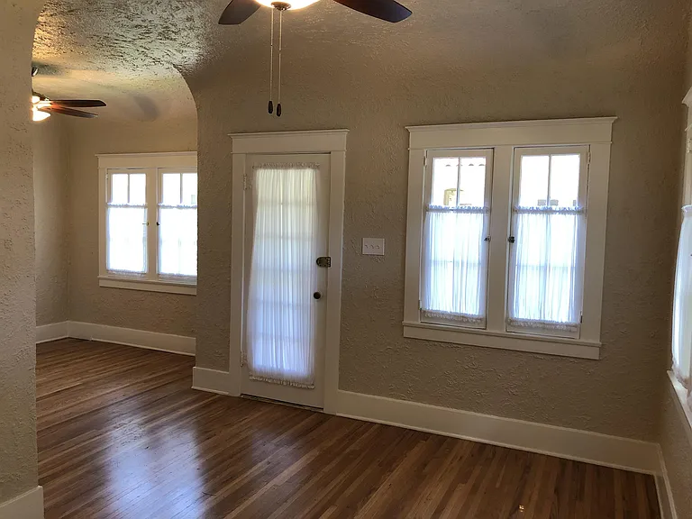 501 W Whiting Ave — Photo 15
