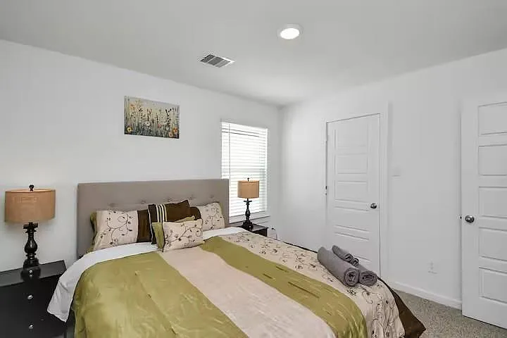 12320 Churchill Downs Dr — Photo 10