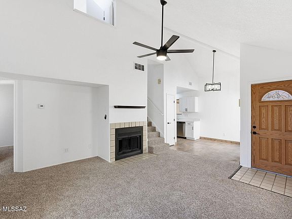 4th image of 1421 W Calle Plomo