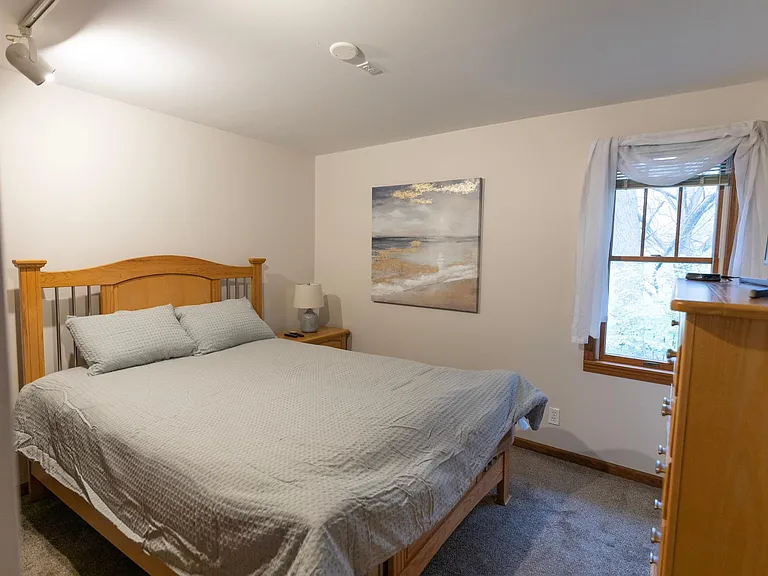 1504 Covell Ave NW — Photo 12
