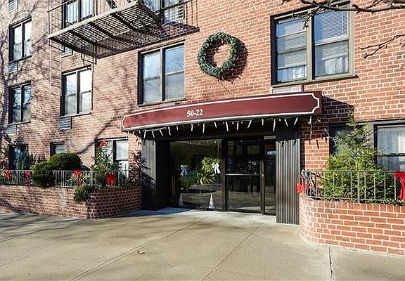 4th image of 5022 40th St APT 3G