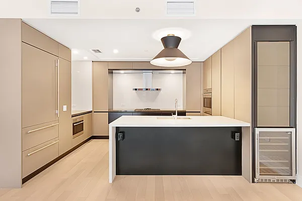 Rented by Compass | media 13