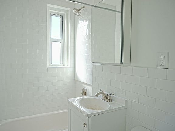 5th image of 3419 90th St APT C52